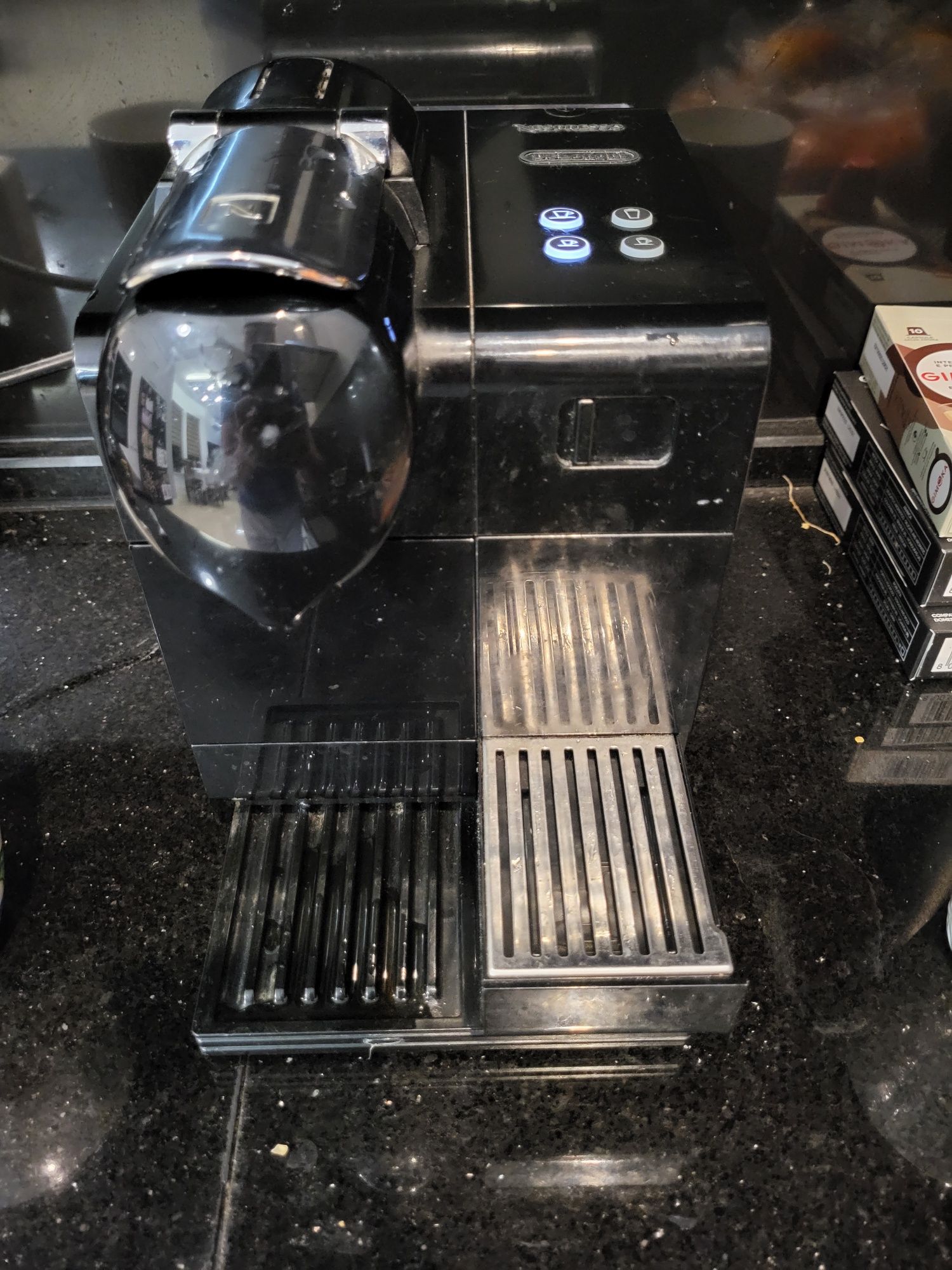 Ekspres Nespresso Delonghi EN 520.b