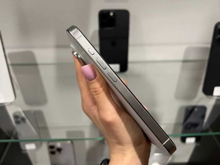 iPhone 15 Pro 256 gb Neverlock / від Магазину + Гарантія / Обмін