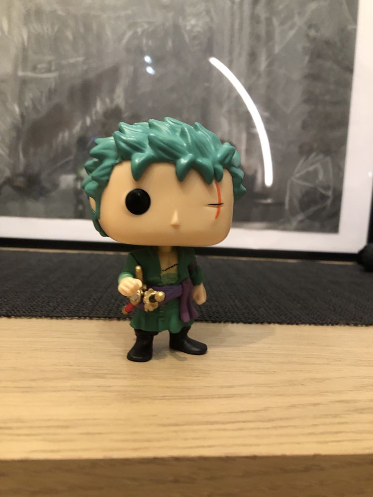 Funko pop zoro One piece