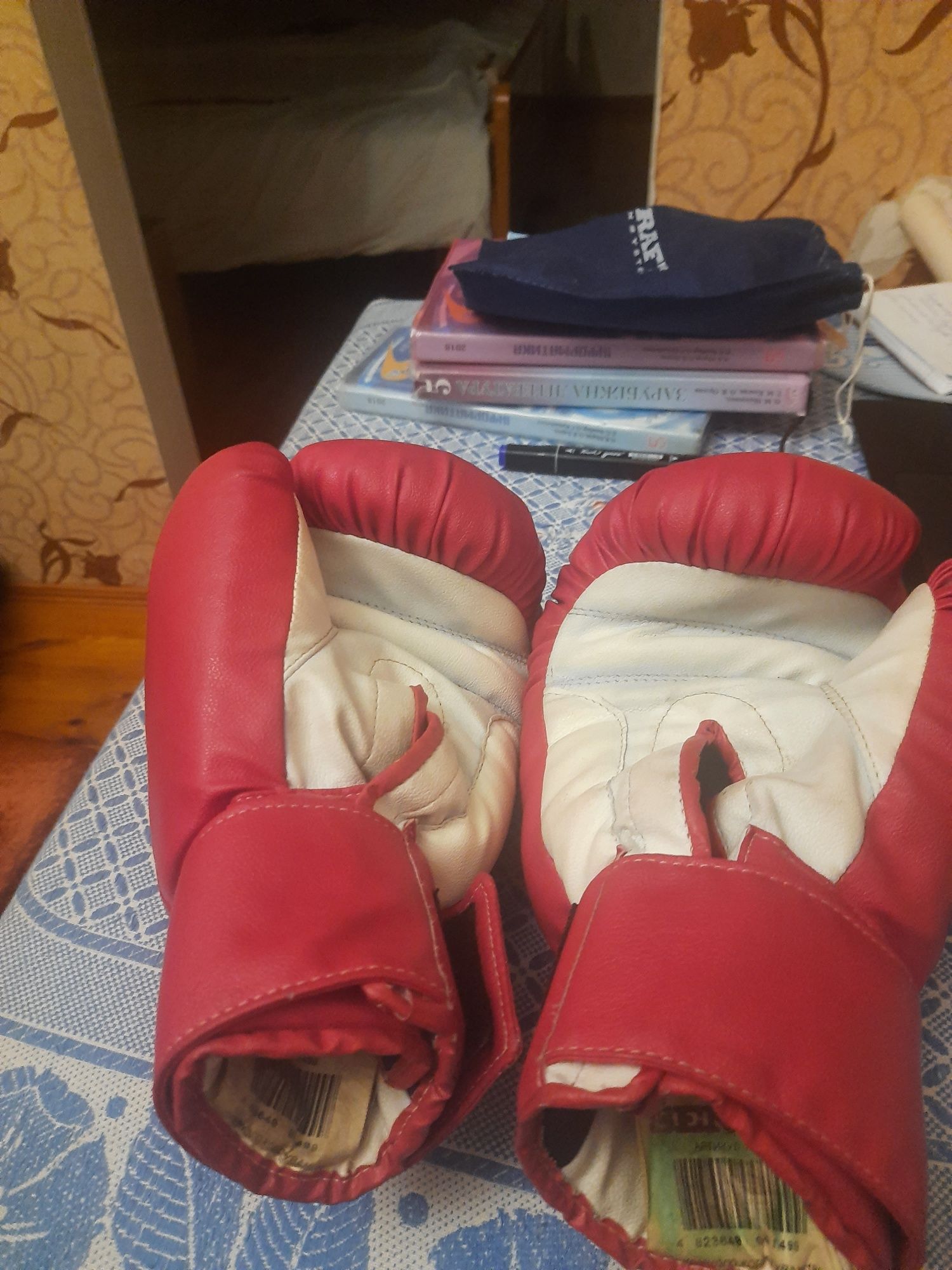 Перчатки для бокса размер 10