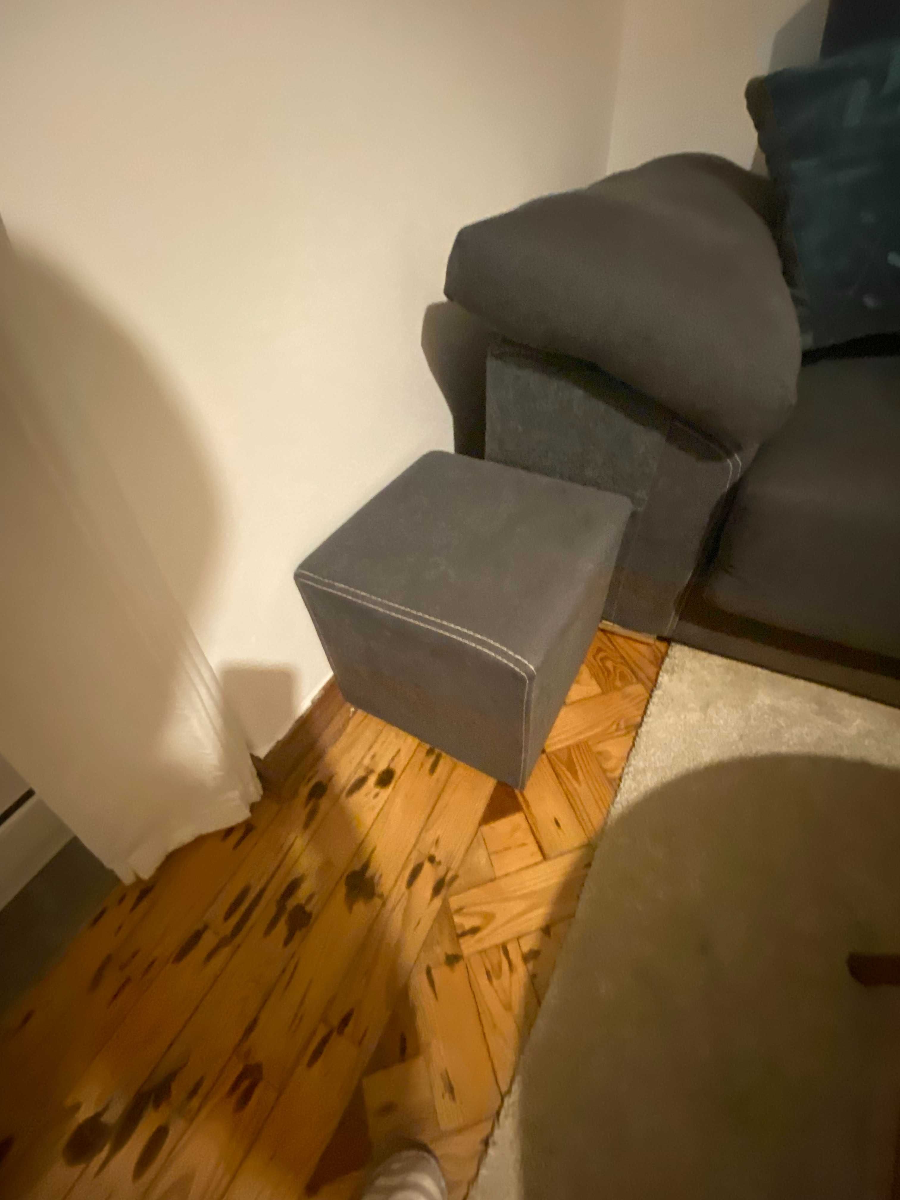Sofá HomyCasa - 2 Lugares + Chaise Longue + 2 puffs