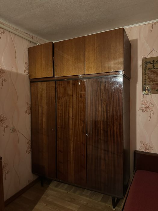 Меблі безкоштовно