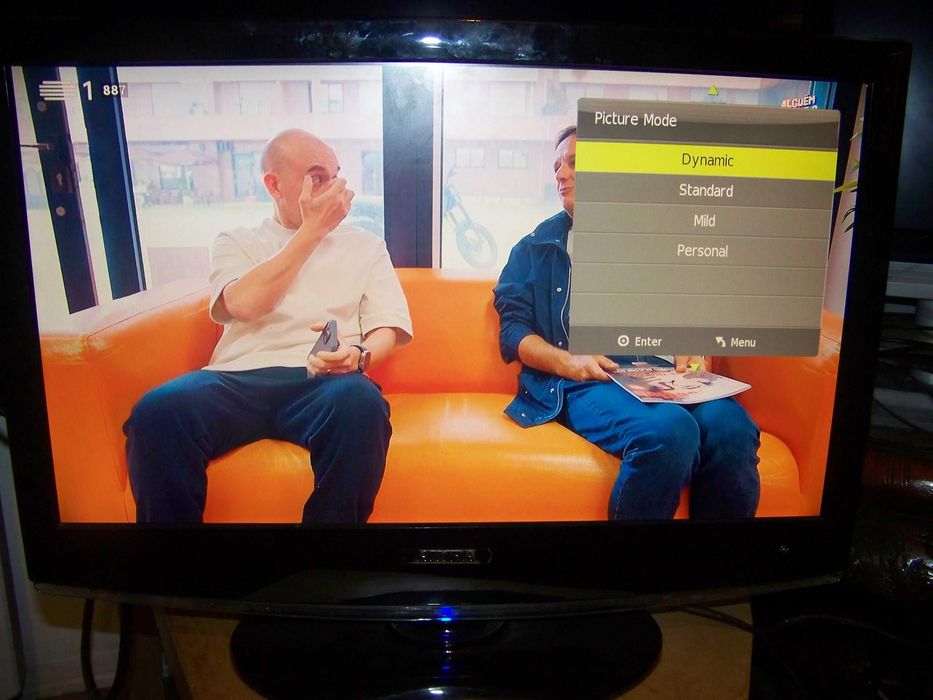 televisão LCD AKIRA 24 polegadas