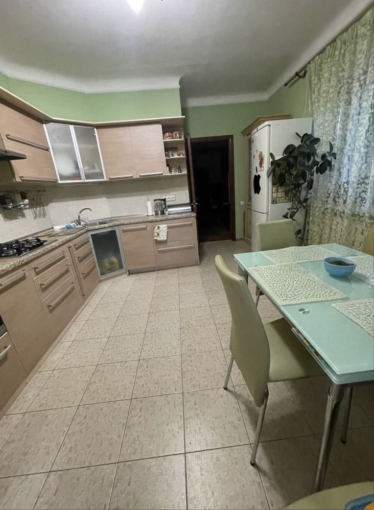 Продам дом на Клочко район Эдбурга Левый берег