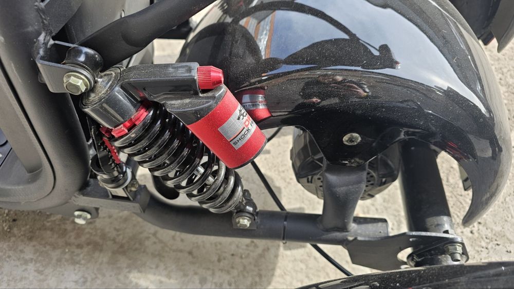 Продам Електроскутер Maxxter Trike