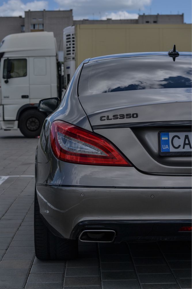 CLS 350d w218 2011