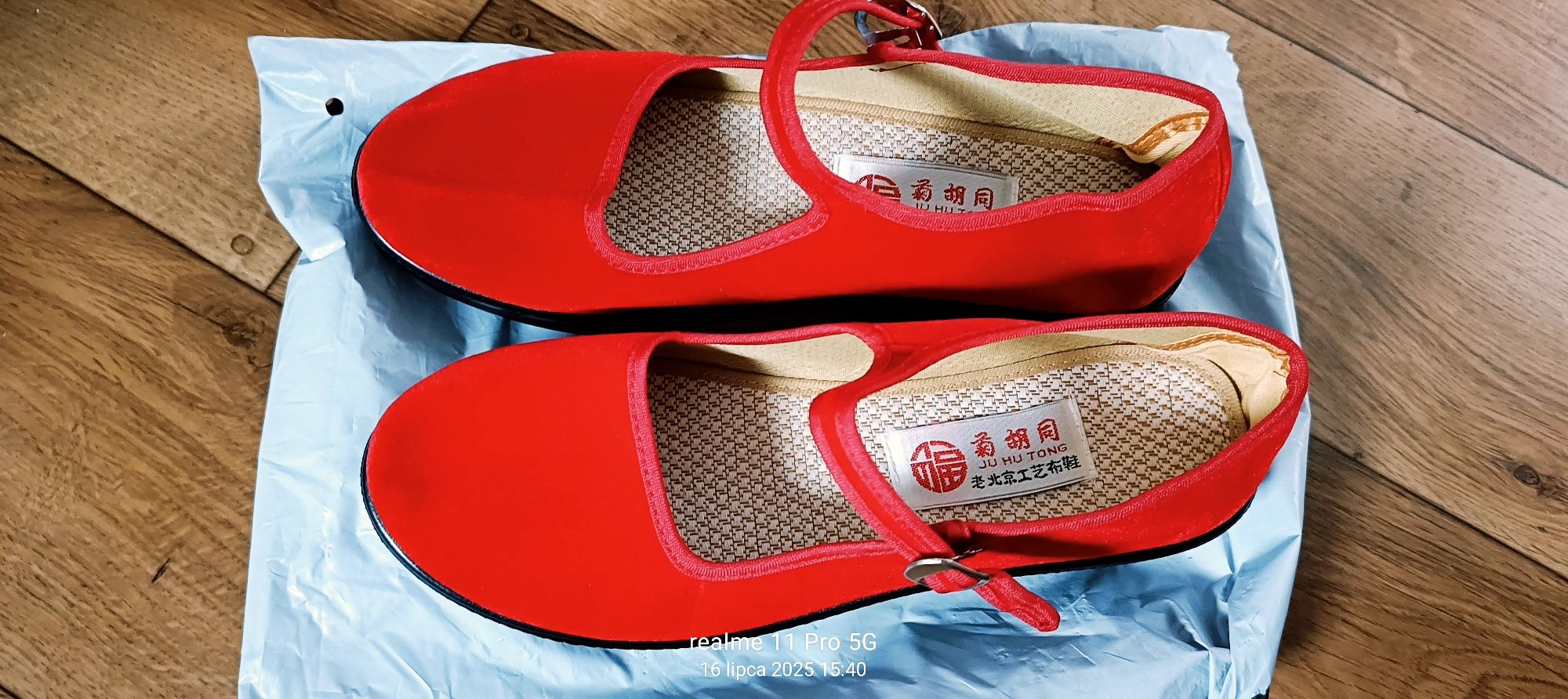 Okazja !  Nowe wygodne  buty damskie.
