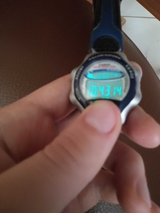 Zegarek Casio LW-24H stan db /mały rozmiar