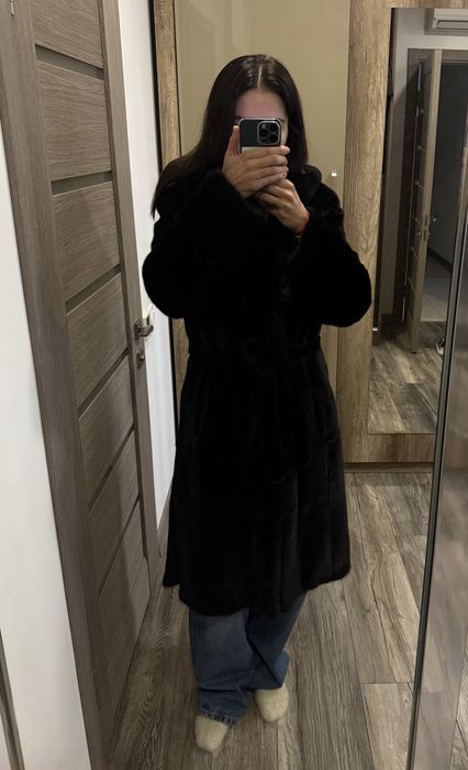 Норковая шуба ,натуральная ,размер xs-s