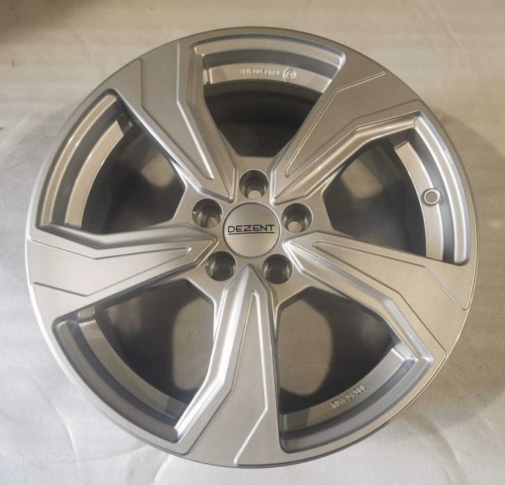 Alufelgi Dezent 7Jx17 VW Polo Seat Ibiza Skoda Fabia 5x100 ET51