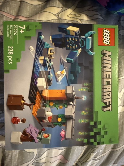 LEGO Minecraft 21274 Spotkanie ze strażnikiem
