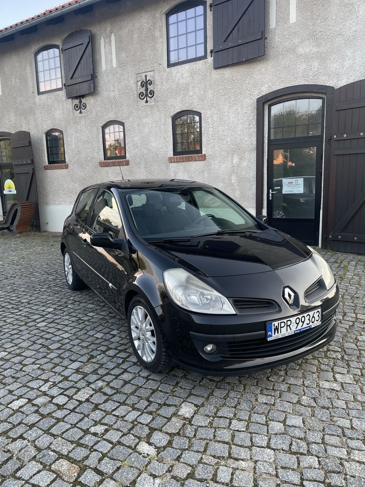 Renault clio 3   1.4 LPG KLIMA ALUFELGI