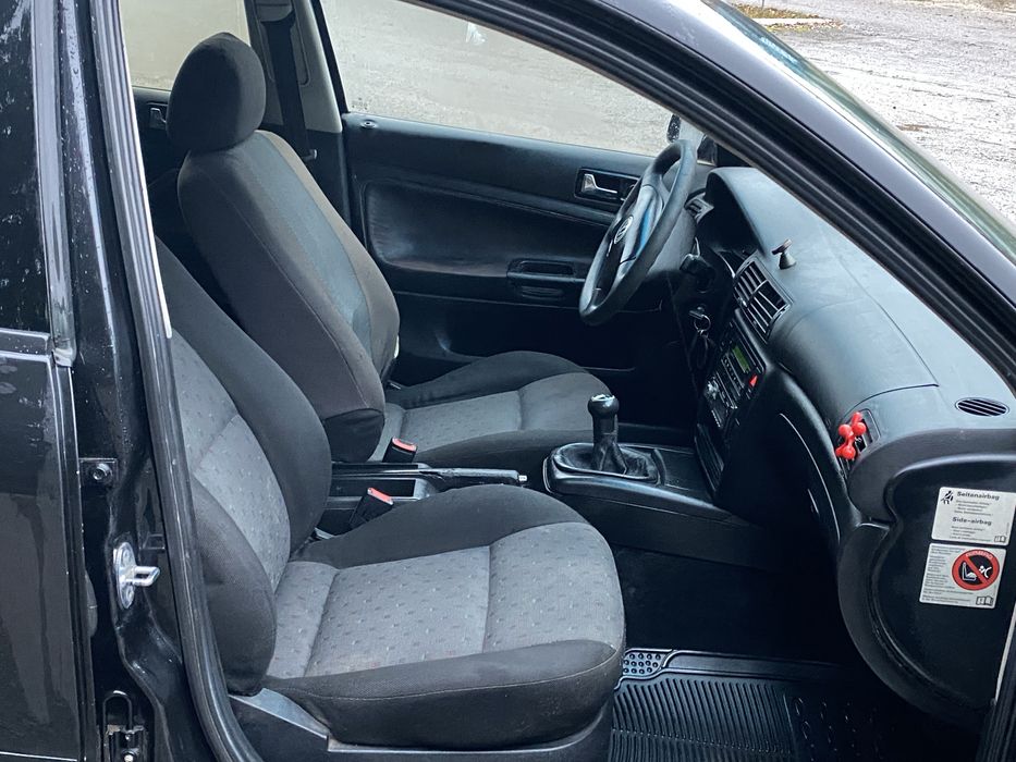 Passat B5 1.6 бензин