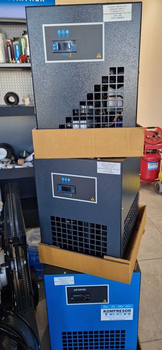 Kompresor tłokowy NU AIR 3KM, 2,2kW , 200L, 390L/min ,230 V NOWY