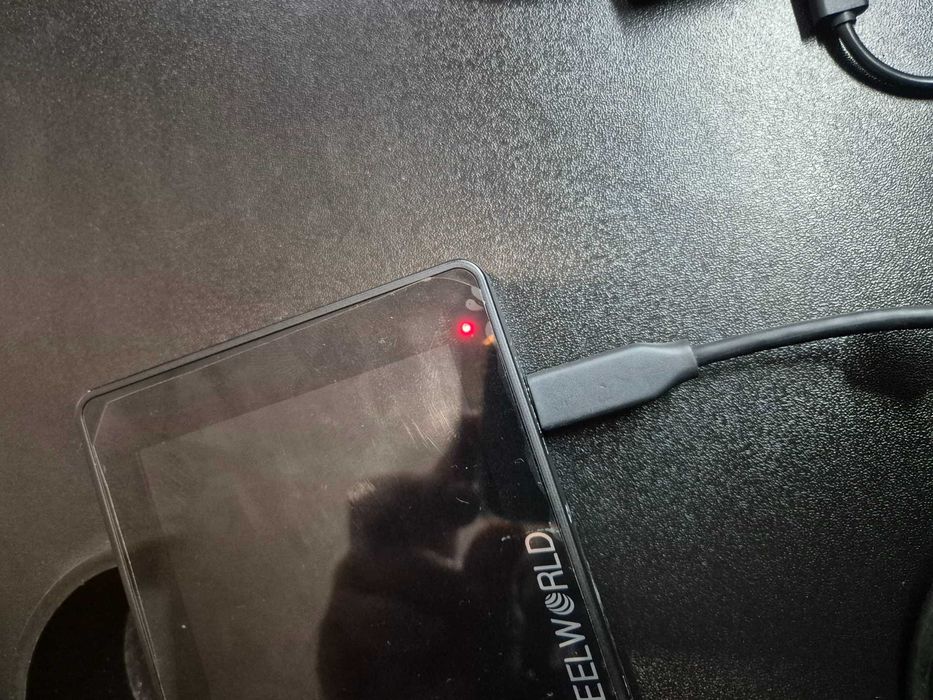 Monitor feelworld para cameras Leia Descricao