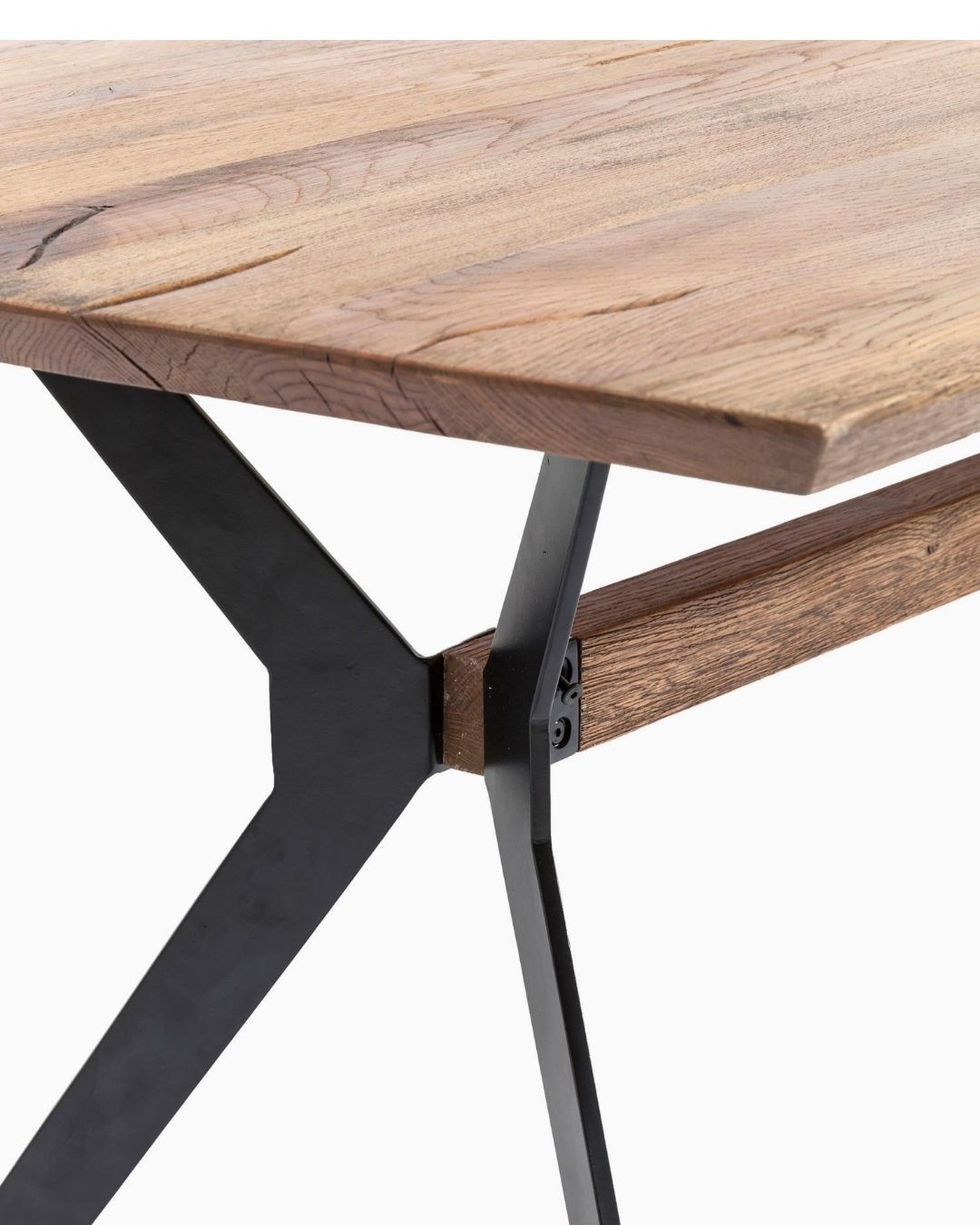 Stół do jadalni z drewna dębowego Downtown Westwing Collection