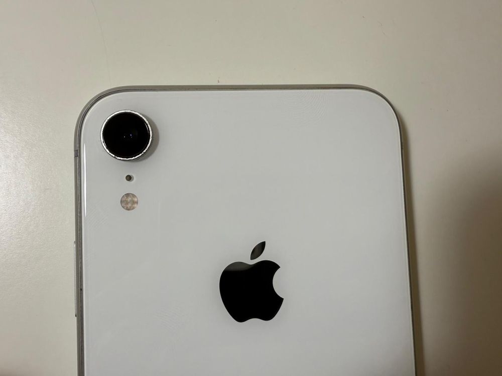 iPhone XR branco