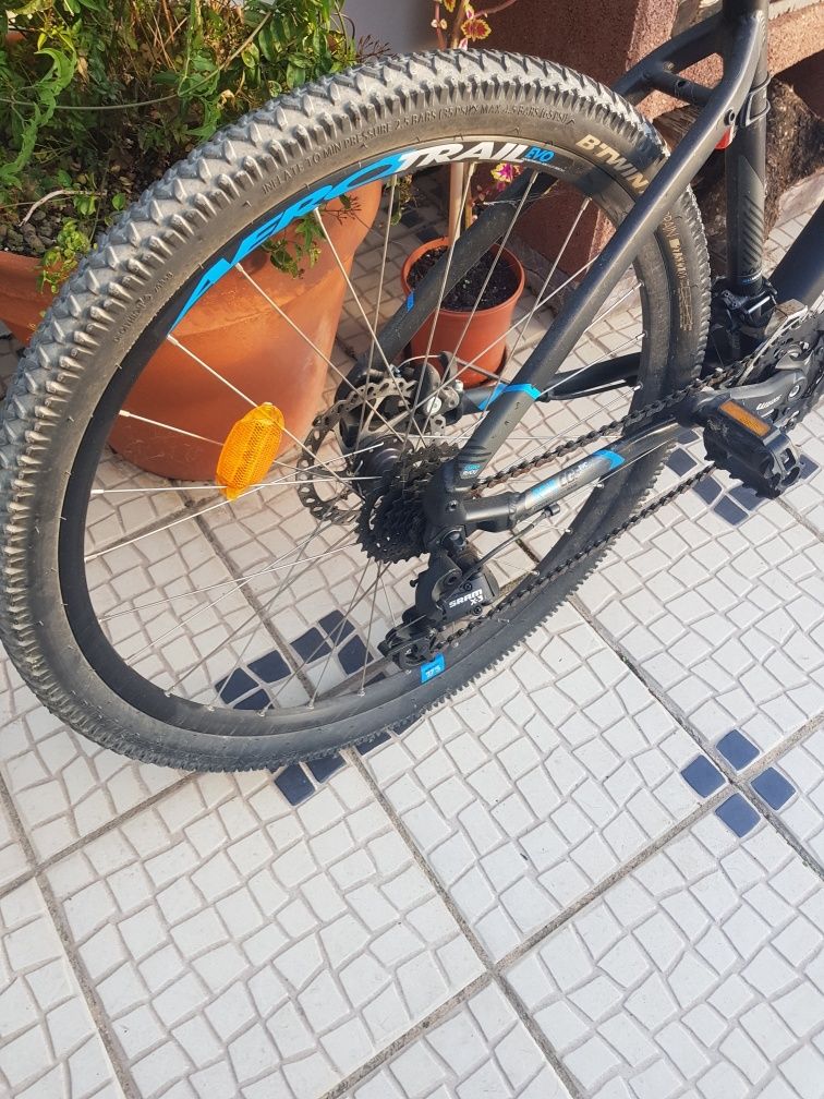 Bicicleta BTWIN com pouco uso