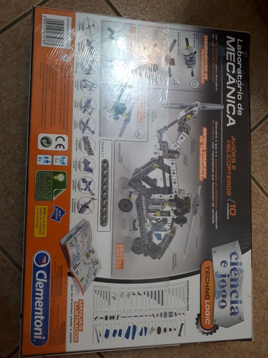 Laboratório de Mecânica Aviões e Helicópteros