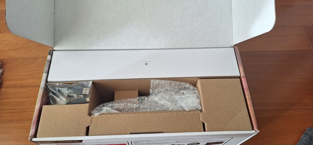 Nintendo Switch: jogo Mario Kart Live Home Circuit - Set Luigi