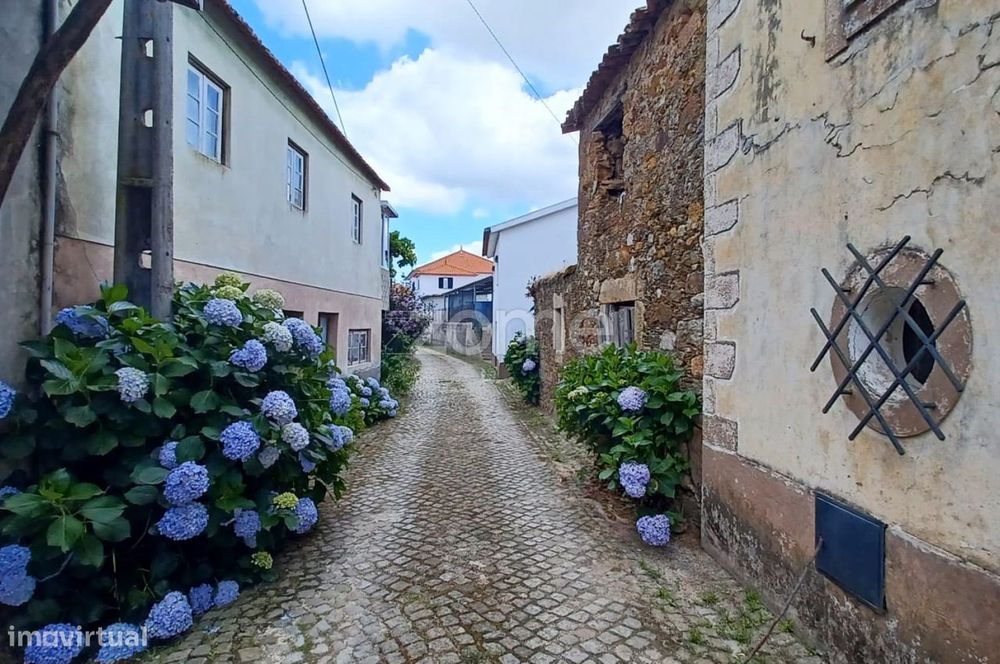 Casa de Xisto para recuperar - Arganil