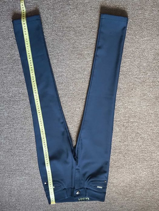Темно-сині шкільні штани на худеньку дівчинку р.128-134 см.