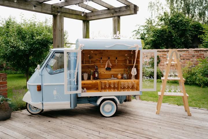 Prosecco van, Piaggio Ape, mobilny bar, event- wolne terminy