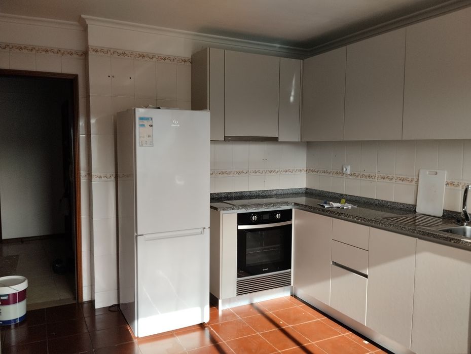 Arrendamento T3 duplex Oia