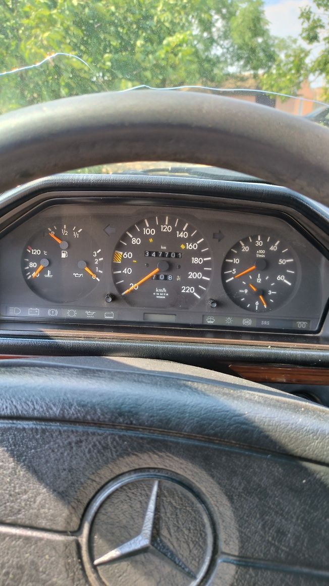 Продам MERCEDES W 124