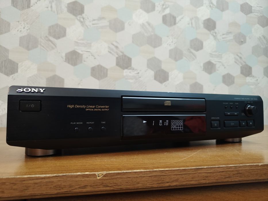 Odtwarzacz CD Sony CDP-XE220