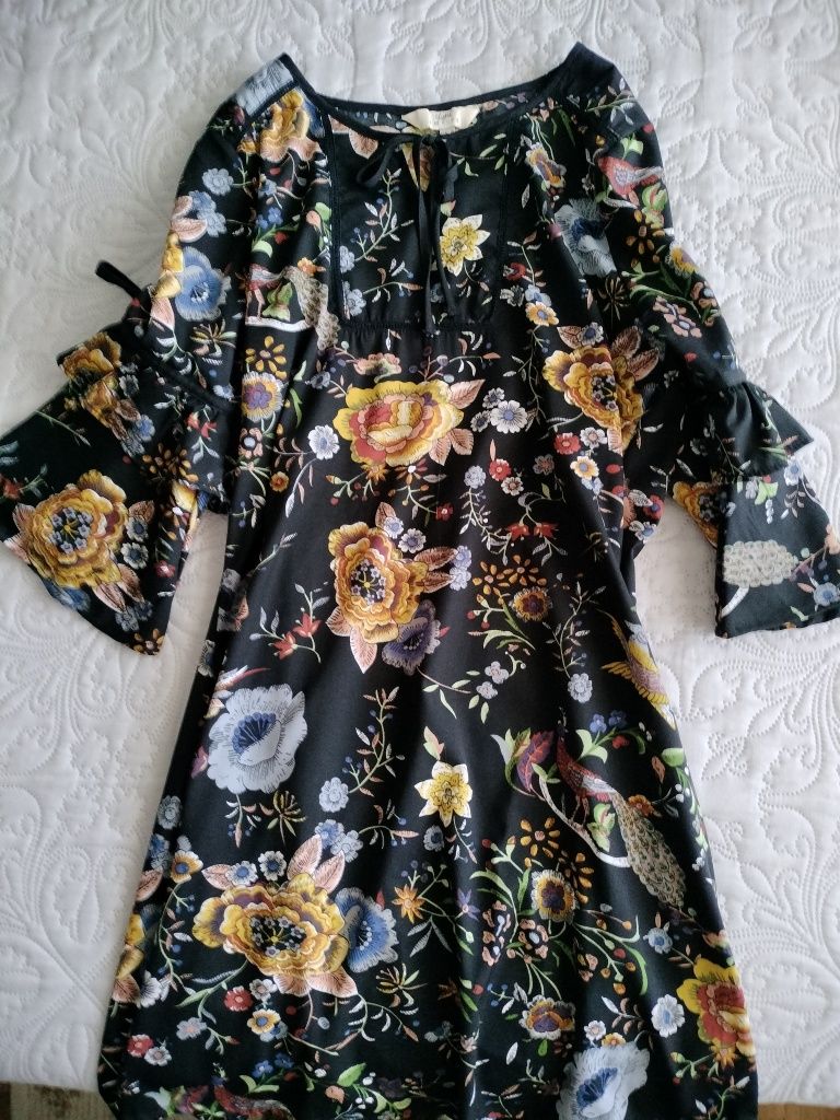 Vestido/túnica florida Yuni Petite S/Novo(com portes))