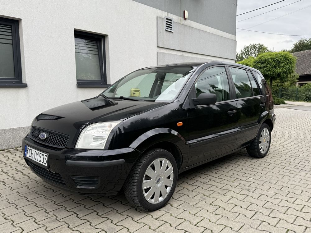 Ford fusion 1.4 benzyna 2005 rok zdrowy utrzymany hak