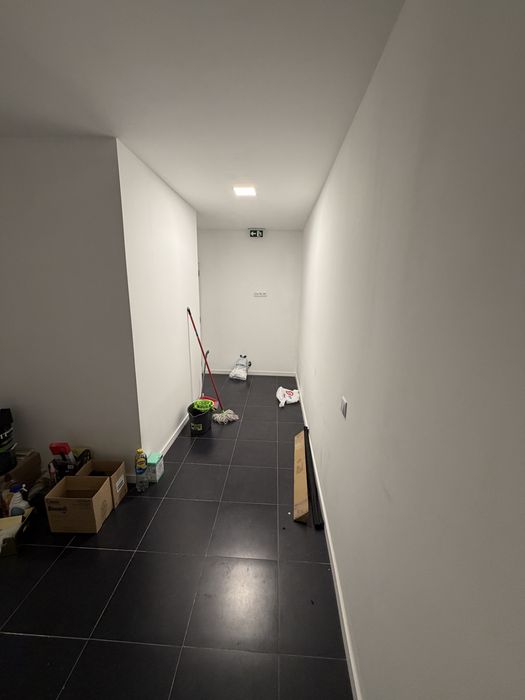 Alugo espaço em  S.Victor