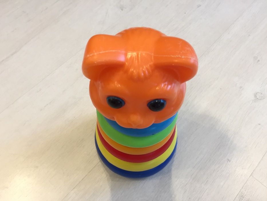 Развивающая игрушка пирамидка пирамида Кошка