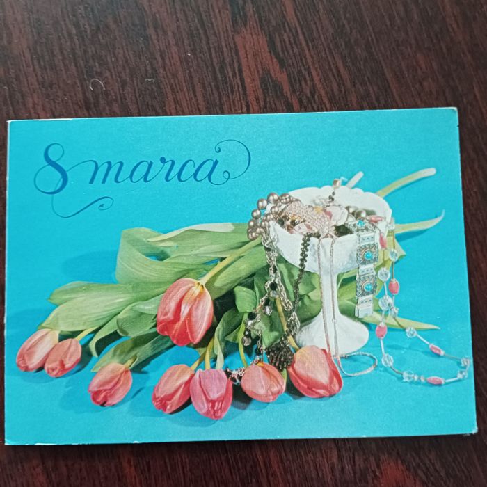 83. Stara składana kartka z okazji 8 marca