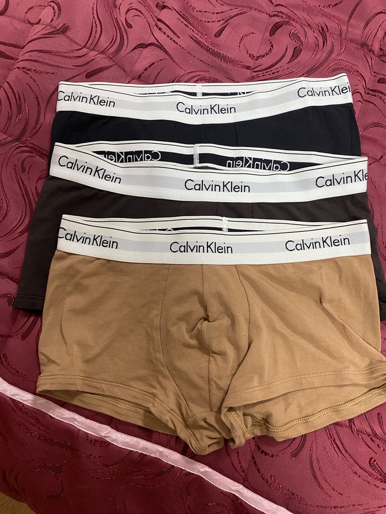 Труси Calvin Klein