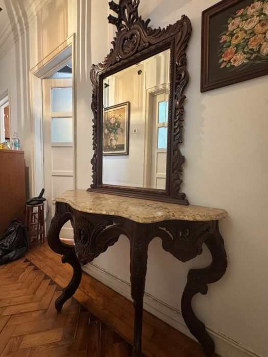 Consola vintage em madeira maciça