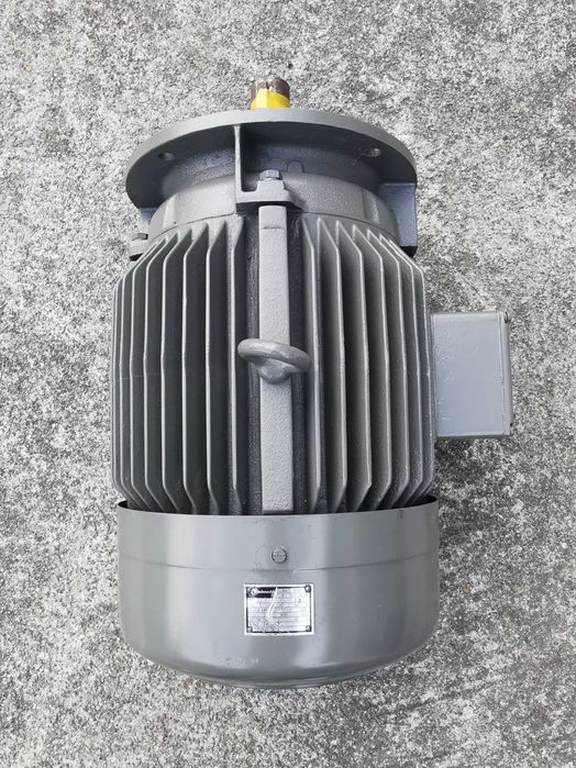 Silnik elektryczny 11 KW  380v 1470 obr/min