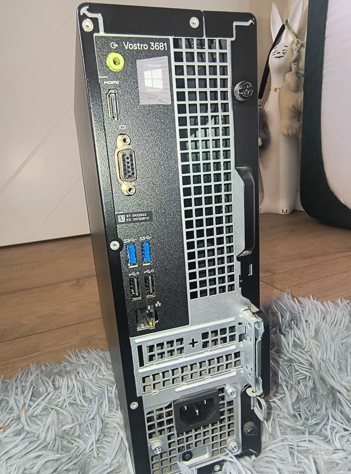 Komputer Dell Vostro 3681