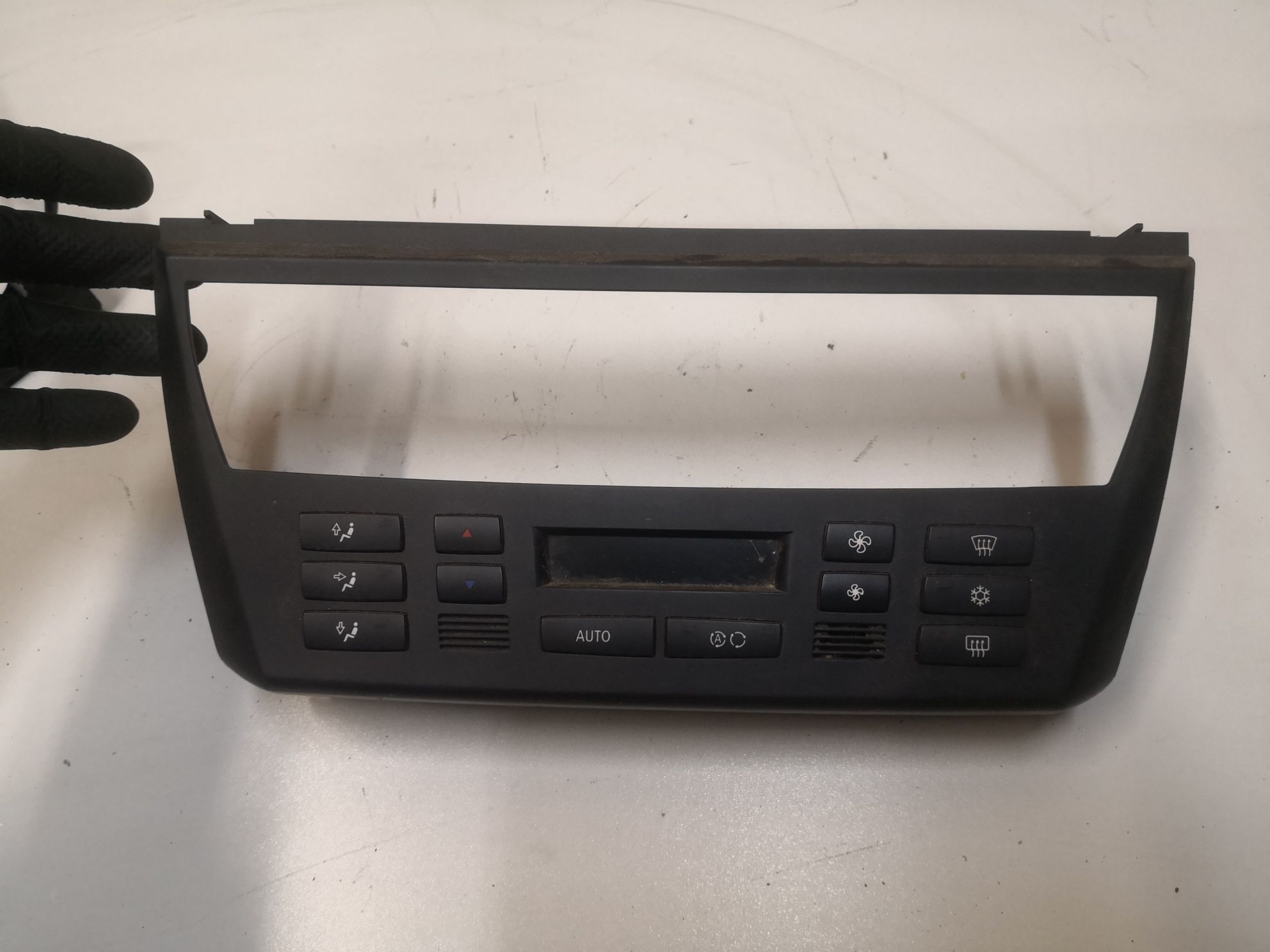Panel klimatyzacji BMW X3 e83 lift