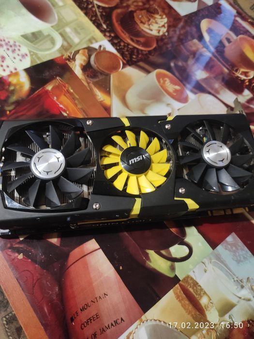 Продам видеокарту msi 780 лайтинг