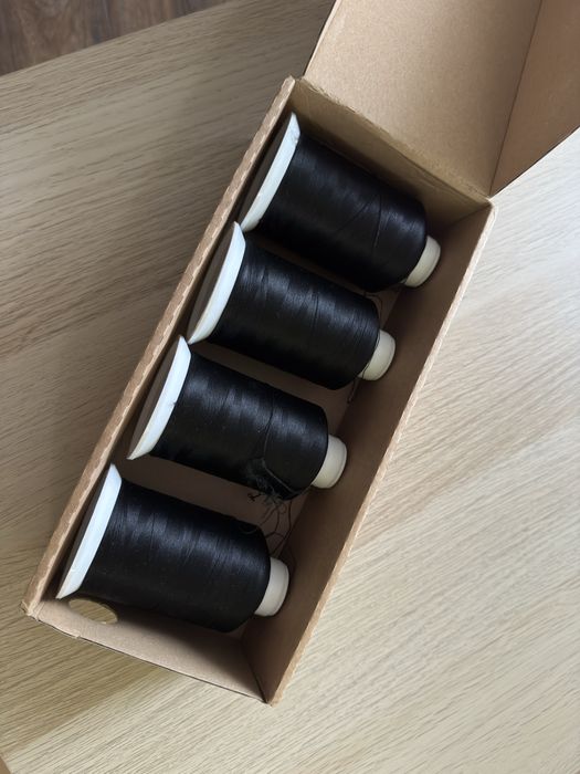 Nici elastyczne do owerloka Łucznik - czarne