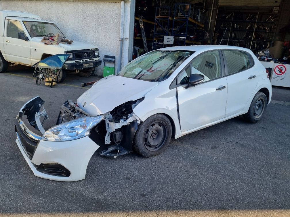 Peugeot 208 1.6 BlueHDi de 2017 para peças