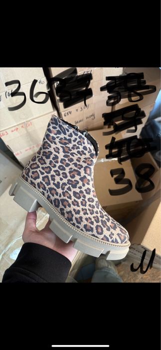 Черевики з натуральної шкіри за  850 грн