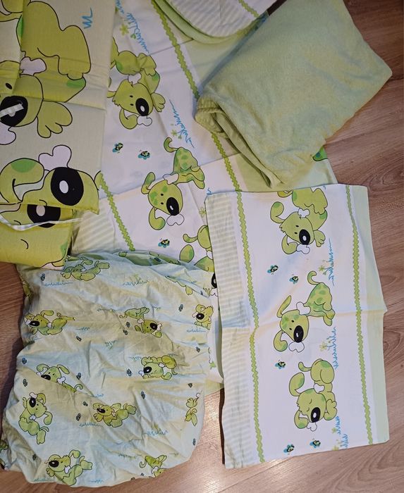 Komplet poscieli do łóżeczka