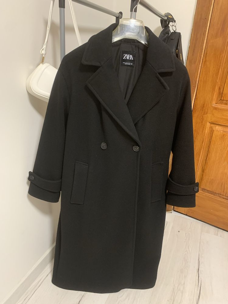 Пальтот Zara оригінал