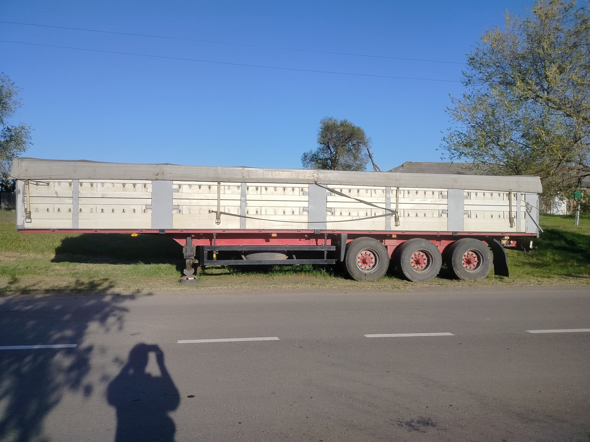 продам, обміняю зерновоз  .