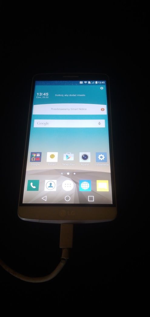 LG g3 z pudelkiem i instrukcja