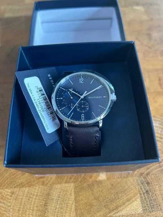 Relógio Tommy Hilfiger Homem 40mm novo e com caixa original