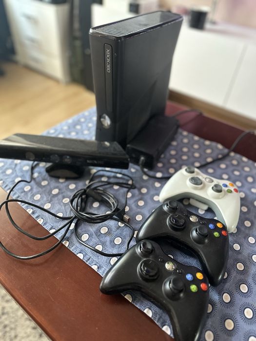 xbox 360 1TB 3 pady ,kinect